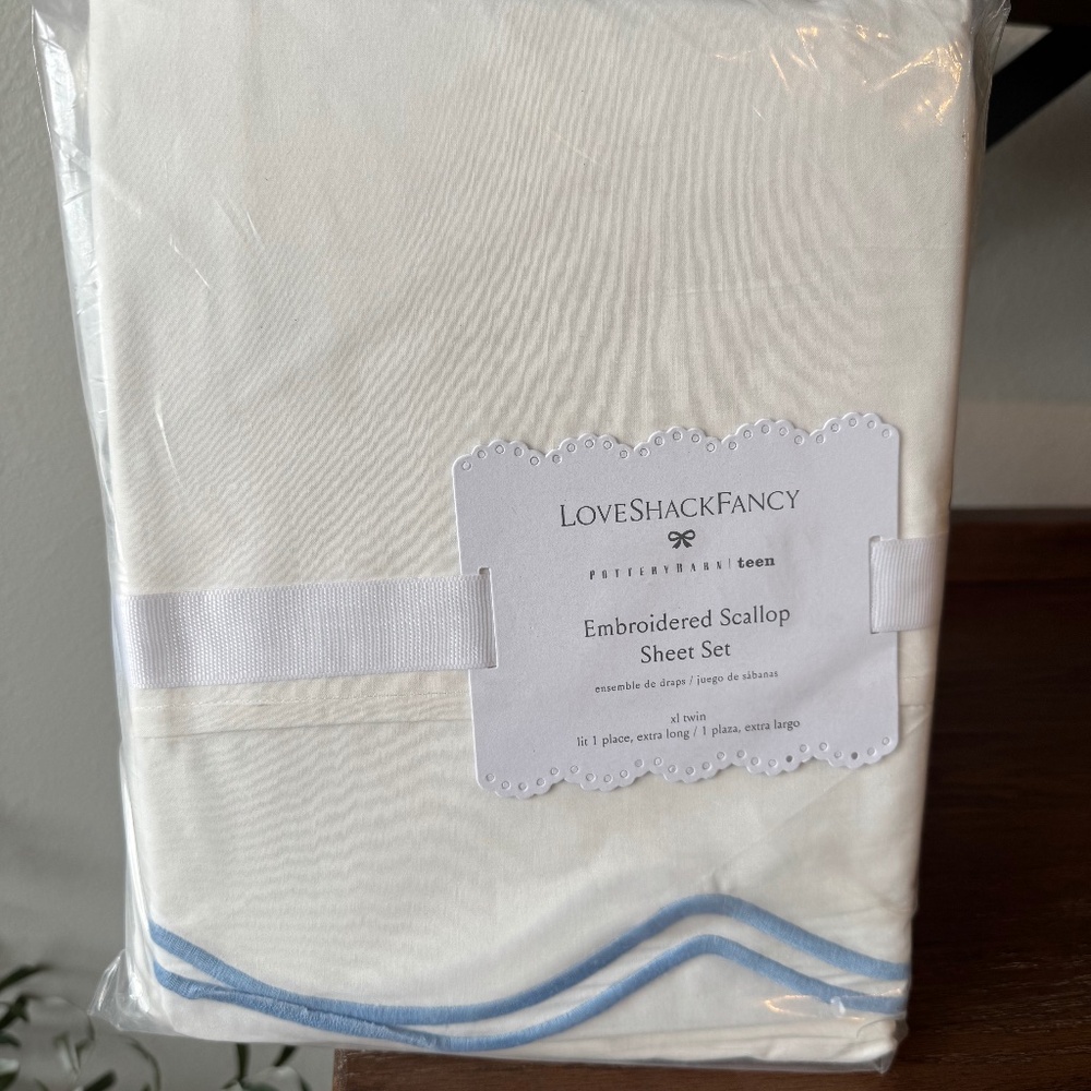 LoveShack Fancy Embroidered Scallop Sheet